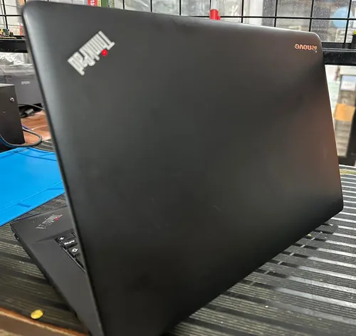 Notebook Lenovo Thinkpad E430 Core I3 3120m 4gb Ssd Windows (Usado)