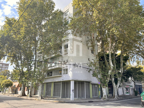 Departamento En Alquiler, Rosario,  Arroyito.