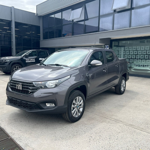 Fiat Strada 1.4 8v Freedom Cd