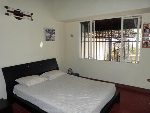 Imagen 13 de 15 de Casa En Venta - Alto Prado - 23-2601 Mir Rah 04122283422