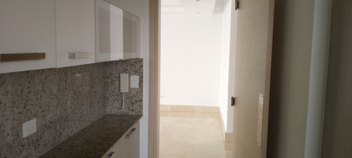 A281 - Apartamento De Lujo En Alquiler En Santo Domingo | 190 M² | 3 Habitaciones | Línea Blanca Y Aires | $2,500 Usd | #foxpiantini