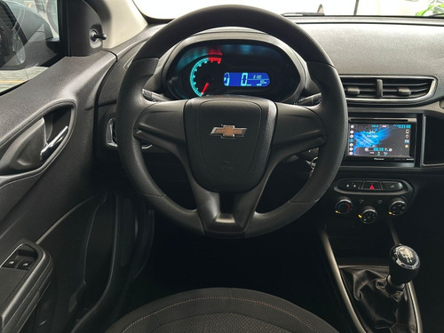 Chevrolet Onix 1.0 MPFI LT 8V FLEX 4P MANUAL