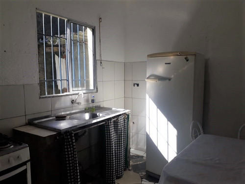 Casa Com Dois Dormitórios Na Praia De Itanhaém