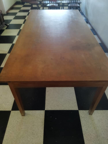 Mesa De Comedor, En Madera (Usado)
