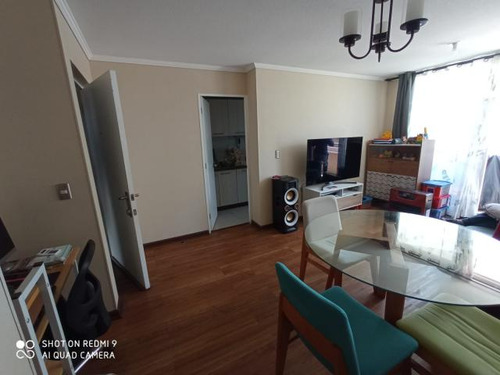 Departamento Av. Cuatro Poniete/glorias Navales