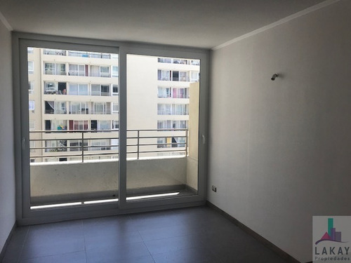 Venta Dpto. Con 1d Y 1b En 32m2, A Minutos Metro Santa Ana