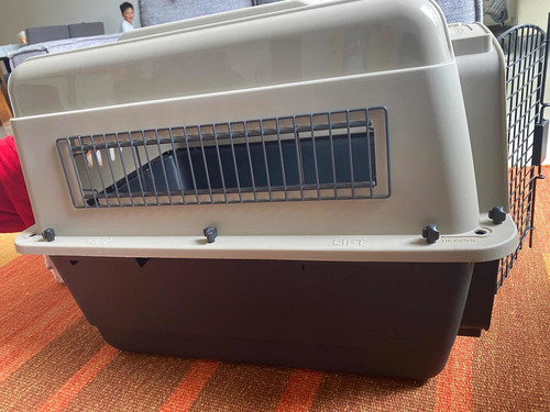 Transportadora Para Perro Ultra Vari 28 (Usado)