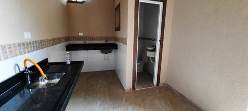 Imagem 6 de 14 de Am99 Sobrado 2 Dormitórios - 400 Mts Da Praia - Alto Padrão