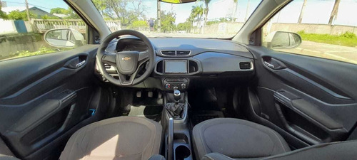 Imagem 9 de 13 de Chevrolet Onix 2013 1.0 Lt 5p