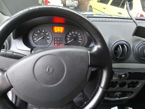 Renault Logan 1.6 8v