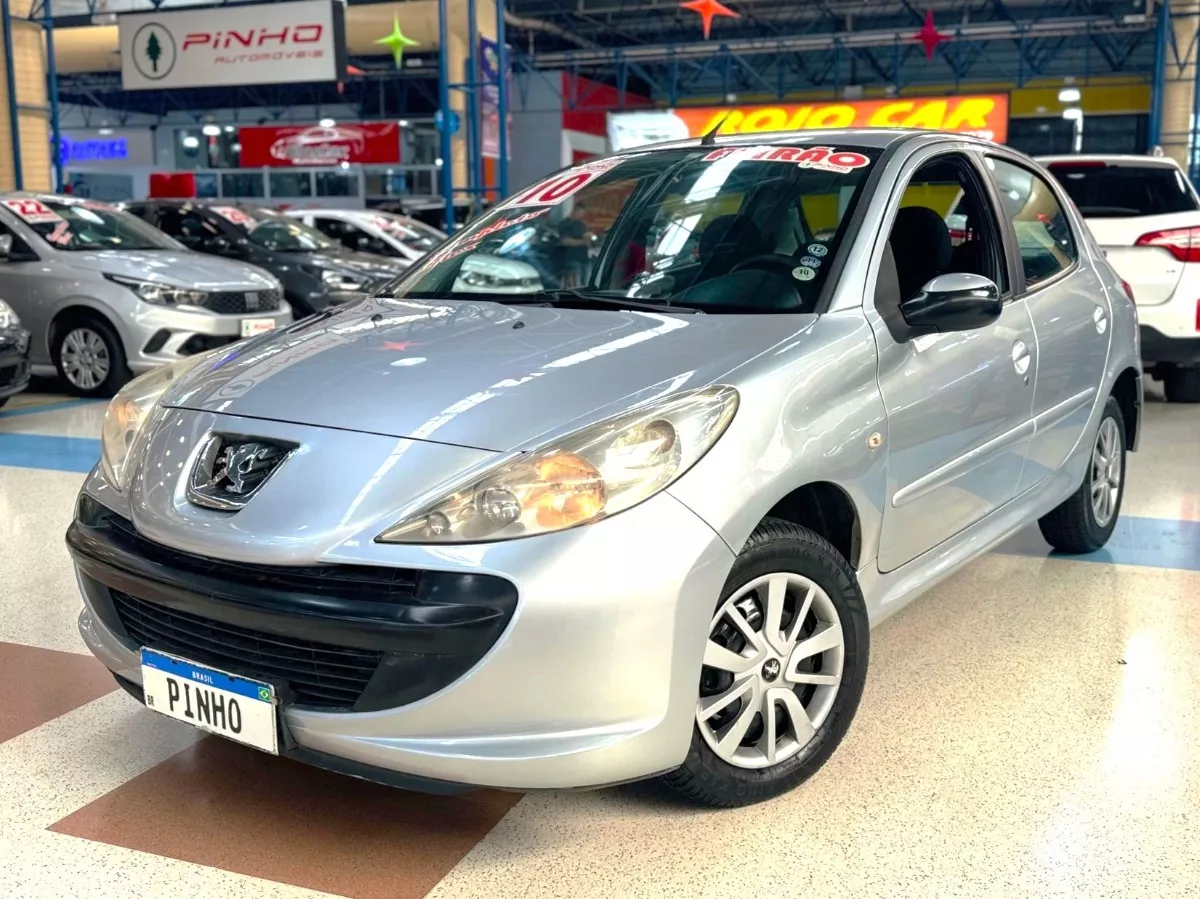 Peugeot 207 1.4 Xr Flex 5p