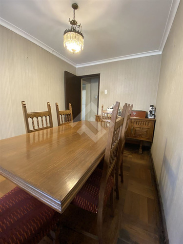 Gran Terreno Casa En Venta De 4 Dorm. En La Cisterna