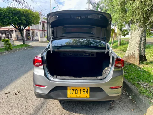 Chevrolet Onix 1.0T Premier Sedan At