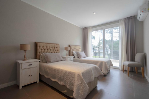 Casa En Venta 4 Ambientes Pinamar Alamos