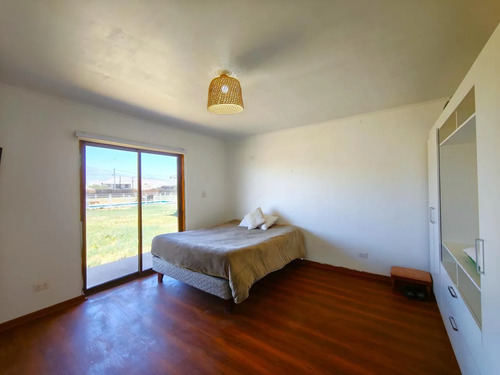 Increíble Parcela 5600m2 Con Casa 5d-3b-piscina En Batuco