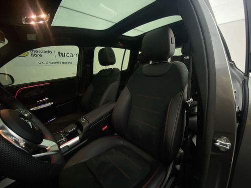 Imagen 21 de 25 de Mercedes Benz Glb 200 Amg Line 1.3