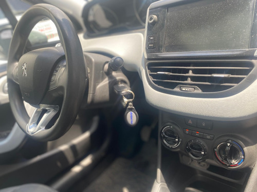 Peugeot 208 1.6 Allure Touchscreen