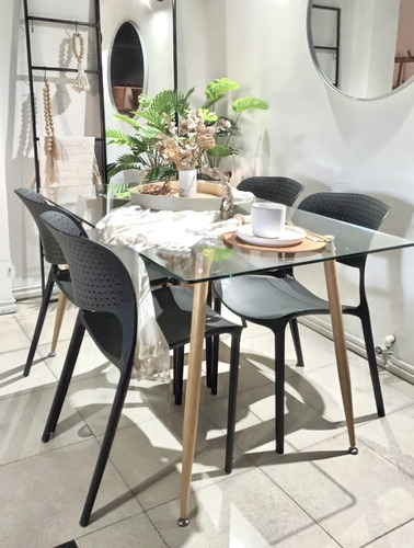 Juego Comedor Mesa Lina Nordica + 4 Sillas Torino Pvc Color Negro