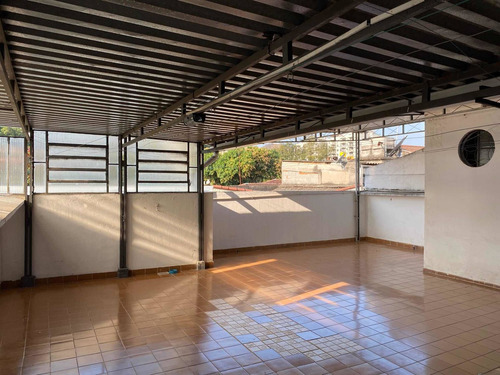 Imagem 13 de 14 de Praça Seca - Casa De Vila, Triplex,3 Q, 1 Vaga. Nada A Fazer