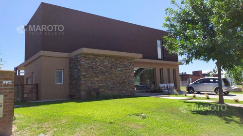Imagen 2 de 26 de Casa En Venta En Barrio El Canton - Maroto Propiedades-