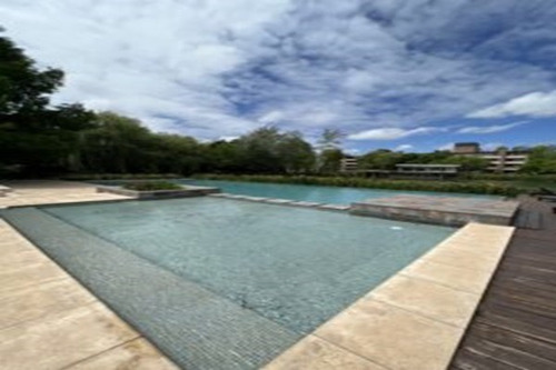 Departamento De 2 Ambientes Con Cochera En Barrio Villa Del Lago, Pilar