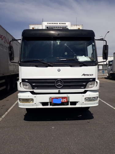 Mercedes Bens Atego 2425