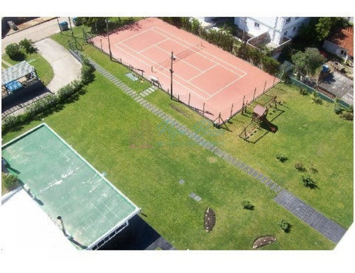 Apartamento En Brava, 1 Dormitorios *- Ref: 1240