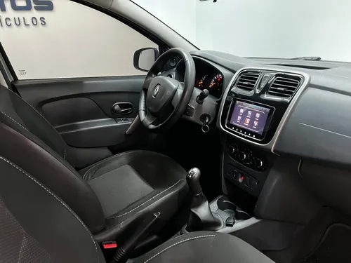 Renault Logan 1.6 Expression