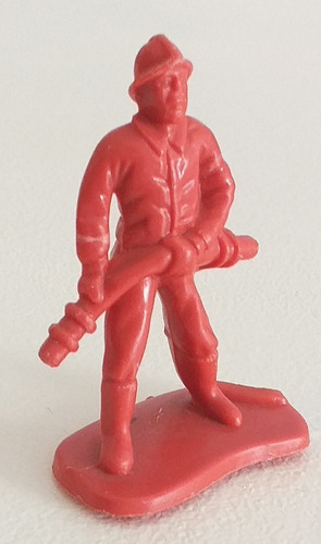 Imagen 2 de 6 de Bombero Figura Soldadito Plastico Muñeco Retro Vintage 6 Cm.