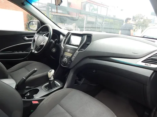Hyundai Santa Fe 2.4 MT 4X2