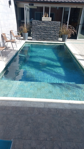 Imagen 3 de 4 de Construcción Y Reparación De Piscinas,equipos Todo Para Pile