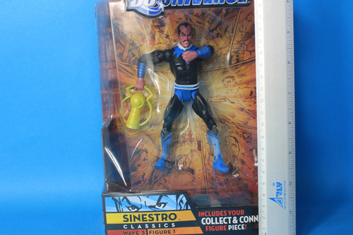 Sinestro Dc Universe Classics (Usado)