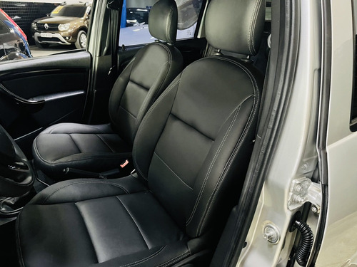 Renault Duster Oroch 1.6 16V FLEX DYNAMIQUE 4P MANUAL