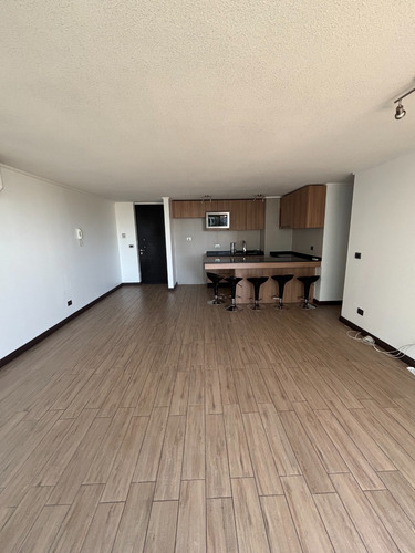 Departamento En Av. Las Condes Cerca De Clinica Las Condes