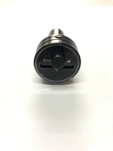 Imagen 2 de 5 de Transmisor Fm Receptor Bluetooth Radio Auto