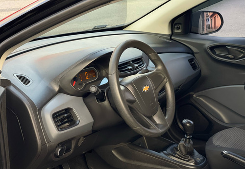 Chevrolet Onix plus 1.0 JOY