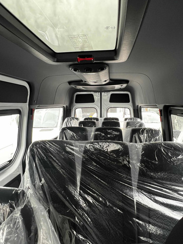 Imagen 12 de 15 de Mercedes-benz Sprinter 416 Cdi Combi 3665 15+1 Te Okm 2023