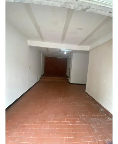 Alquilo Local En Ciudad Del Campo