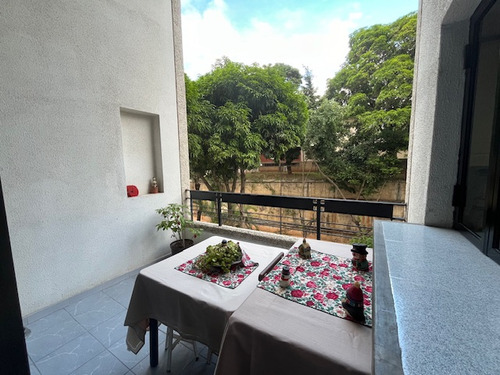 Vendo Apartamento Duplex 136m2 Las Mercedes 4971