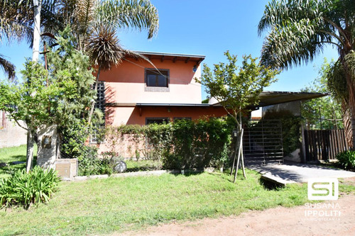 Casa En Venta 2 Dormitorios En Barrio El Troncal Roldan