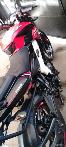 Pulsar 200 Ns