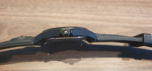 Relógio Jeep Quartz Preto Pulseira De Silicone Preto