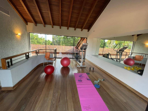 Imagen 25 de 30 de Casa En Venta En Guataparo Country Club