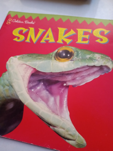 Golden Books Snakes Libro En Inglés Serpientes Culebras