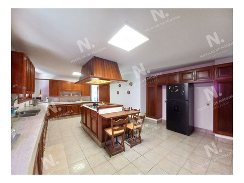 Imagen 18 de 30 de Alquila Gran Casa De 5 Dormitorios En Playa Mansa, Punta Del Este