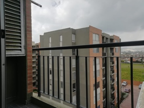 Imagen 3 de 17 de Apartamento En Venta Club Residencial Attalea 724-835