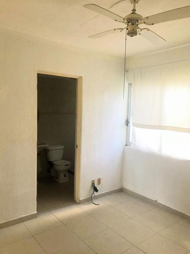 Amplio Departamento En Planta Baja En Renta