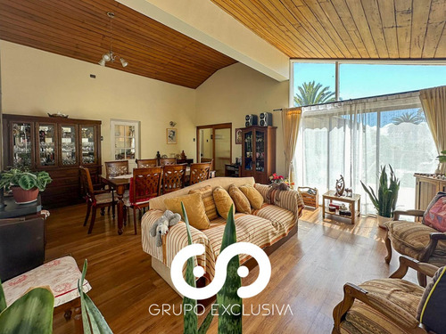 Se Vende Casa Muy Bien Conectada En Quilpué