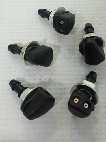 Imagen 2 de 2 de Sapitos Wiper. Rociadores Universal Para Vehículos (par).