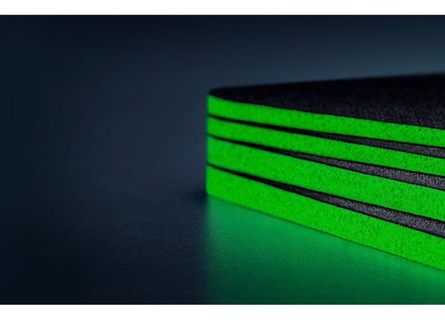 Mouse Pad gamer Razer Gigantus V2 de tela m 275mm x 360mm x 3mm negro
